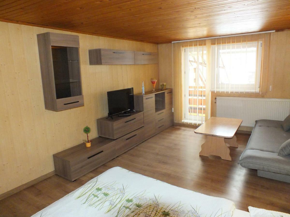 Apartmany Zachar Bešeňová Zewnętrze zdjęcie